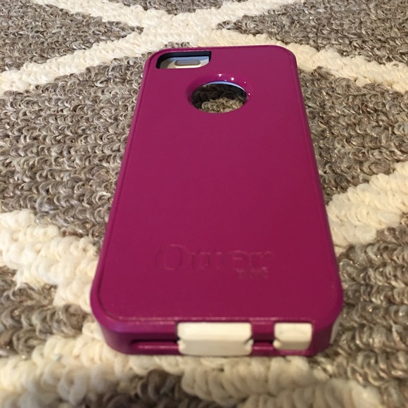 Otterbox iPhone 5s case - Picture 1 of 3
